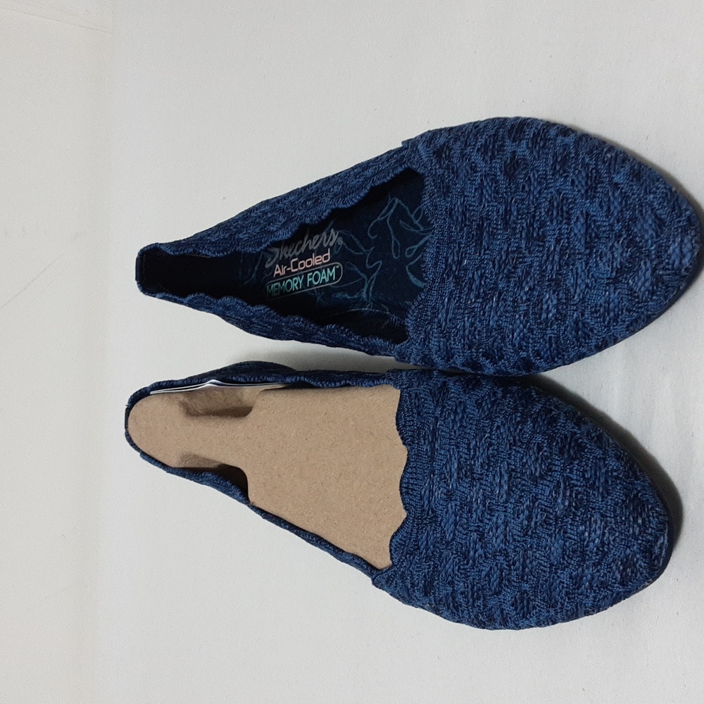 Skechers Blue Scalloped Edge Stretch Woven Flats